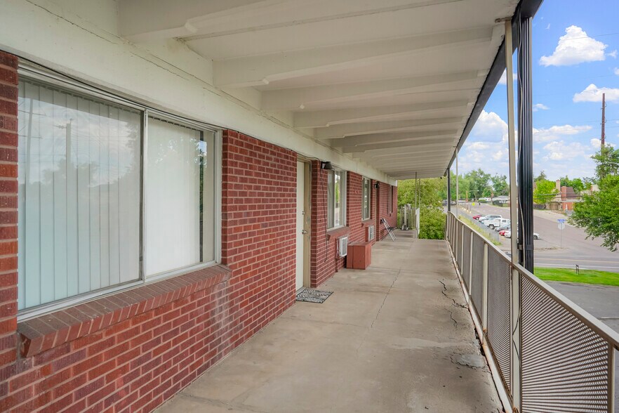 More Photos Of 7300-7310 W 10th Ave, Lakewood Apartments For Sale