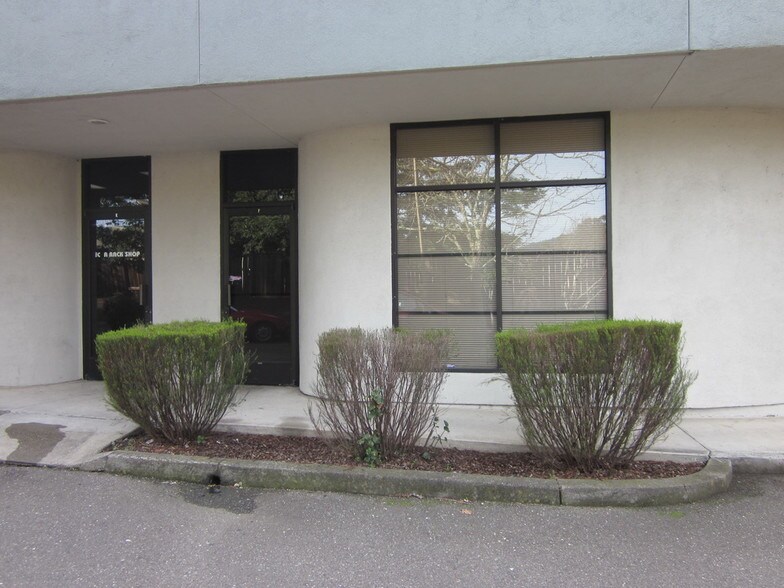 Primary Photo Of 4927 Sonoma Hwy, Santa Rosa Freestanding For Lease