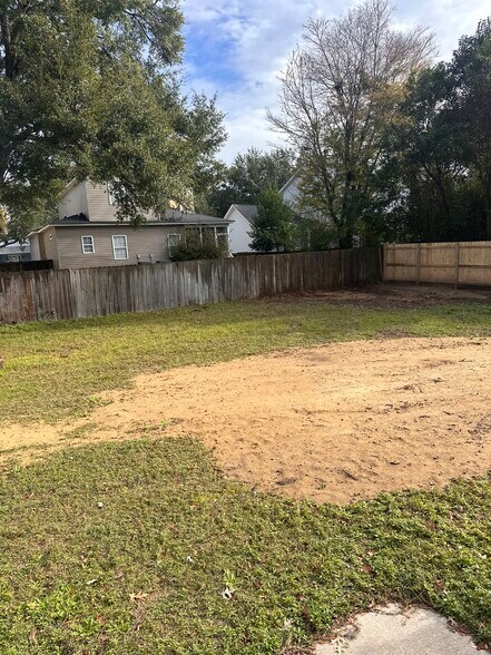 More Photos Of 1038 Harbor View Rd, Charleston Multifamily For Sale