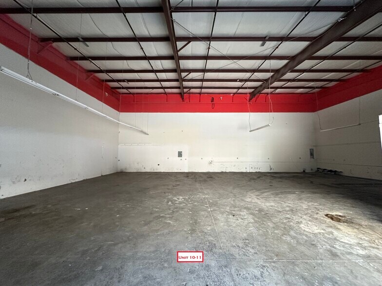 More Photos Of 10881 Santa Fe Ave, Hesperia Warehouse For Lease