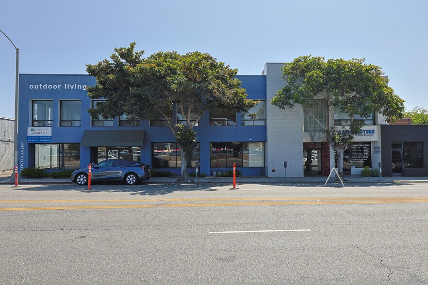 More Photos Of 2500-2512 Santa Monica Blvd, Santa Monica General Retail For Sale
