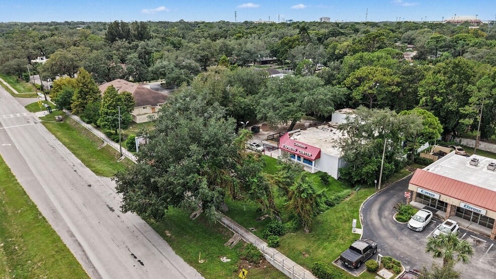 More Photos Of 12712 56th St N, Temple Terrace Freestanding For Sale