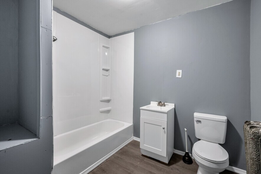 More Photos Of , Carbondale Multifamily For Sale