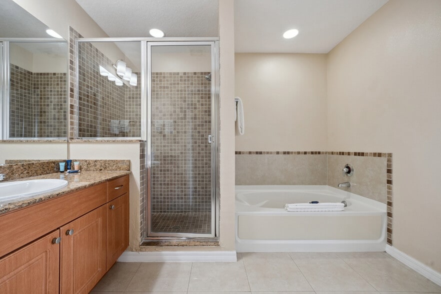 More Photos Of 7383 Universal Blvd, Orlando Hospitality For Sale