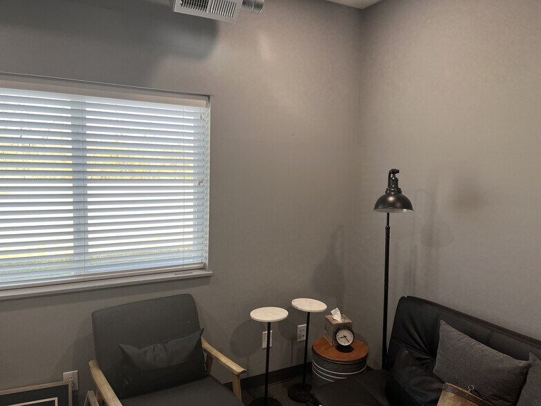 More Photos Of 47392 272nd St, Harrisburg Office For Lease