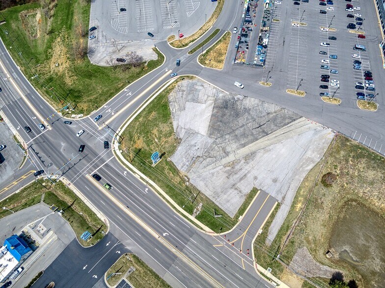 More Photos Of 1540 Roanoke St, Christiansburg Land For Lease