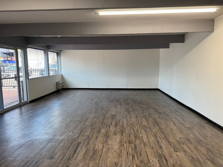 More Photos Of 6726 Reseda Blvd, Reseda Auto Repair For Lease