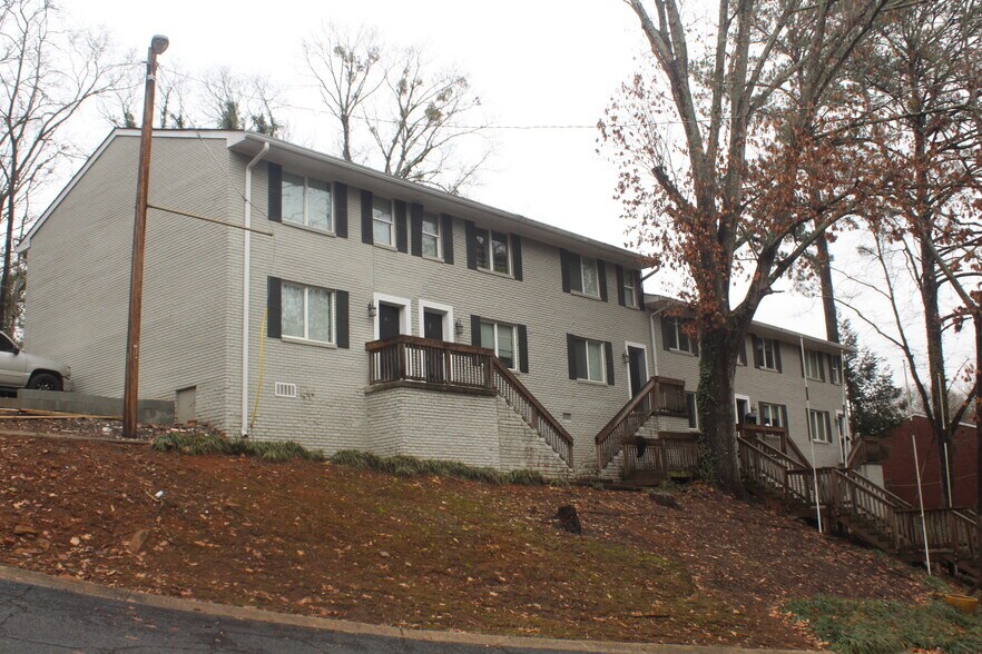 More Photos Of 2451 Peachwood Cir NE, Atlanta Apartments For Sale