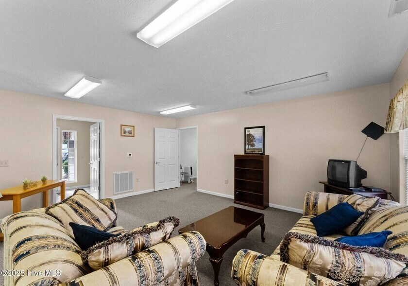 More Photos Of 202 Laurel Ave, Wadesboro Apartments For Sale