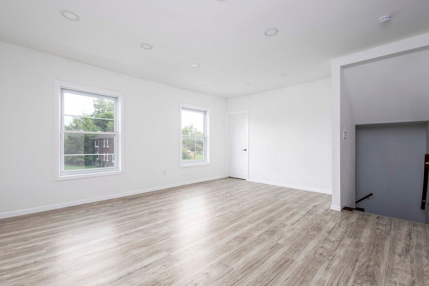 More Photos Of 553 Belmont St, Detroit Apartments For Sale