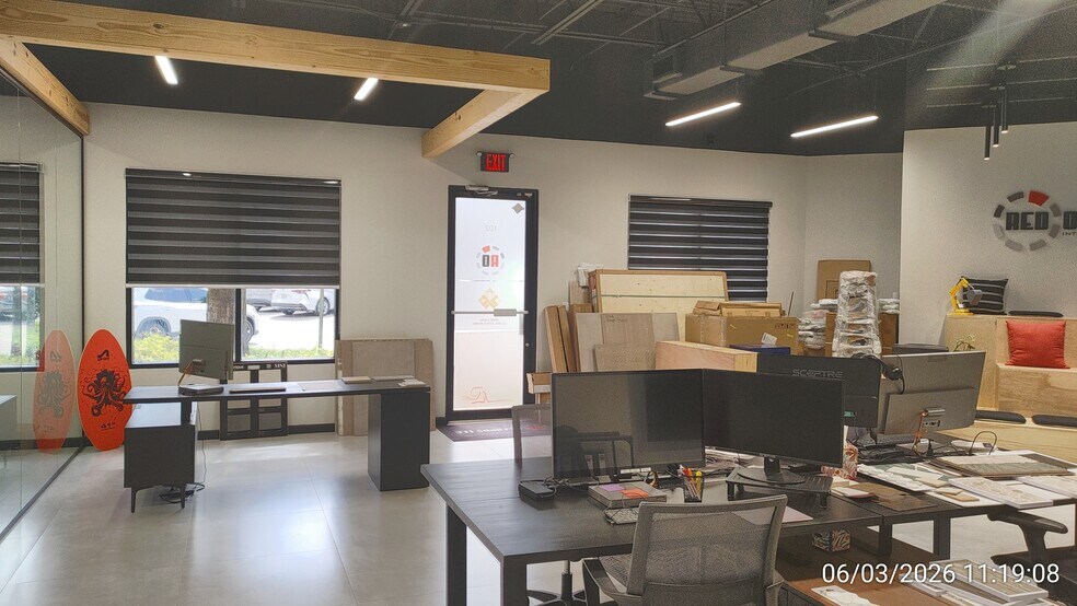 More Photos Of 1555 N Park Dr, Weston Office For Lease