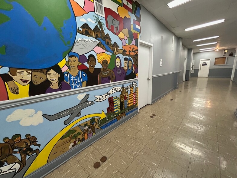 More Photos Of 4740-4750 N Sheridan Rd, Chicago Office For Lease