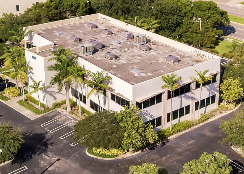 More Photos Of 900 NW 17th Ave, Delray Beach Medical For Sale