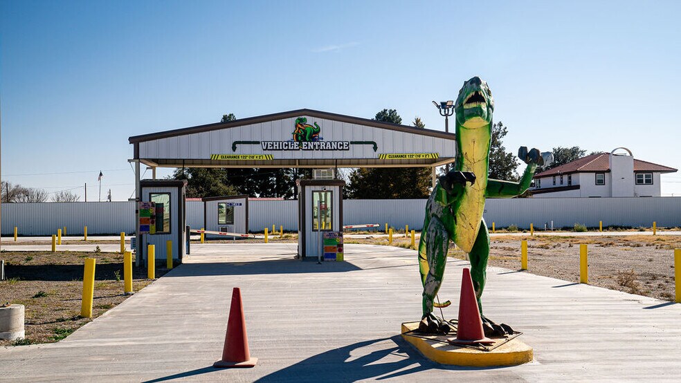 More Photos Of 3720 N Moss Ave, Odessa Carwash For Sale