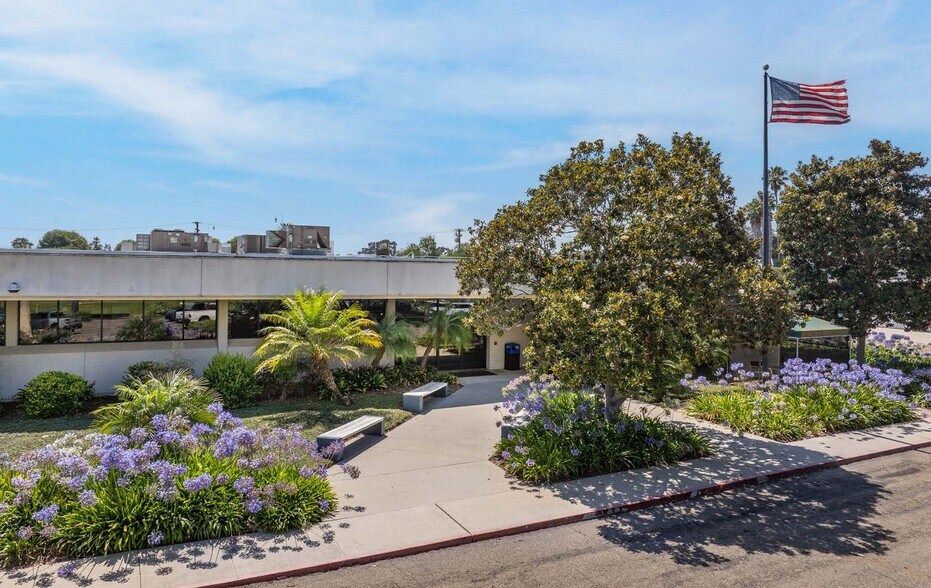 More Photos Of 115 Robin Hill Rd, Goleta Research And Development For Sale