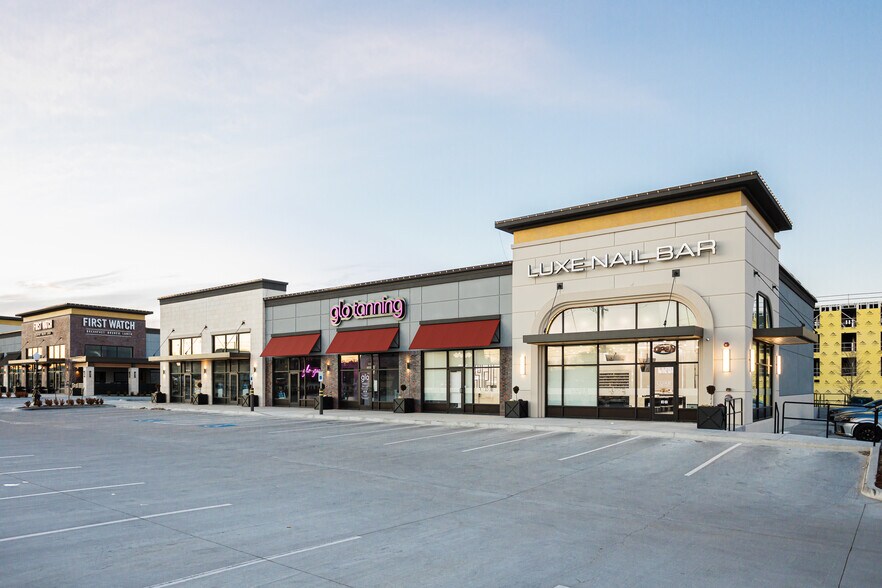 More Photos Of E 81st St, Tulsa Unknown For Lease