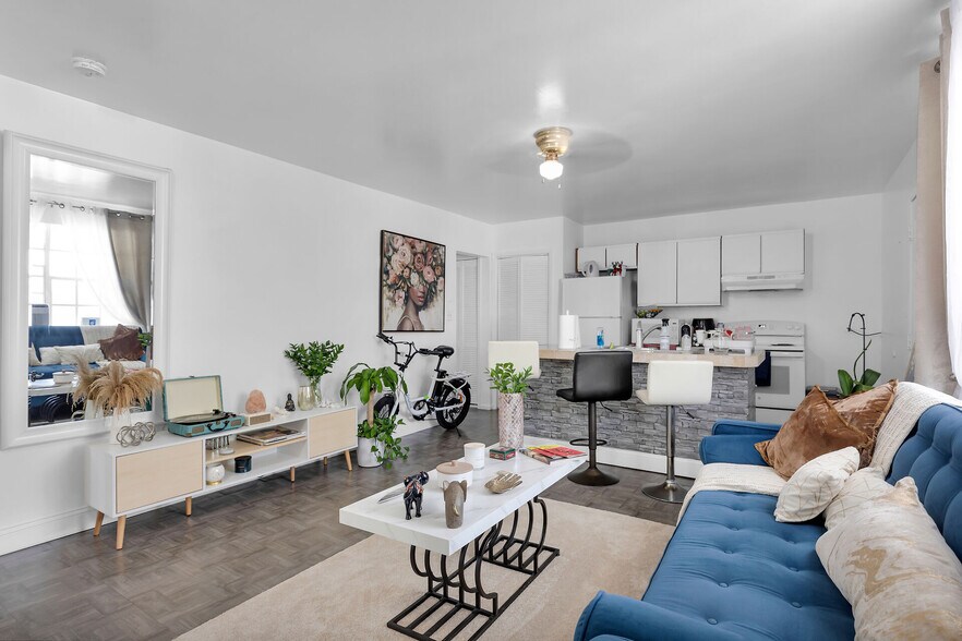More Photos Of 912 Pohalski St, Key West Multifamily For Sale