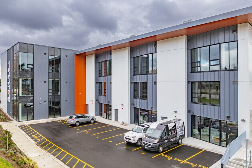 More Photos Of 8210-8220 Ross St, Vancouver Warehouse For Lease