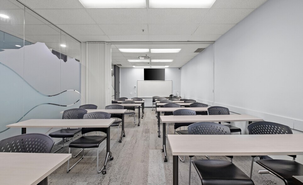 More Photos Of 1050 Alberni St, Vancouver Office For Lease