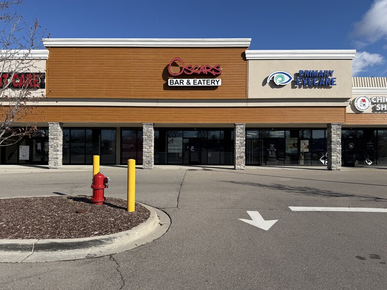 More Photos Of 2051-2325 18 Mile Rd, Sterling Heights Freestanding For Lease