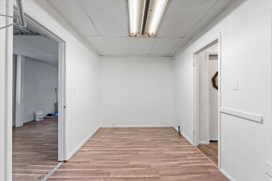 More Photos Of 240 N Main Ave, Scranton Storefront Retail Residential For Sale