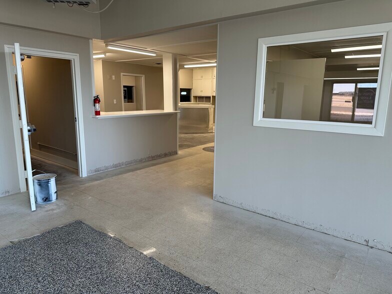More Photos Of 622 W 1st St, Julesburg Auto Dealership For Sale