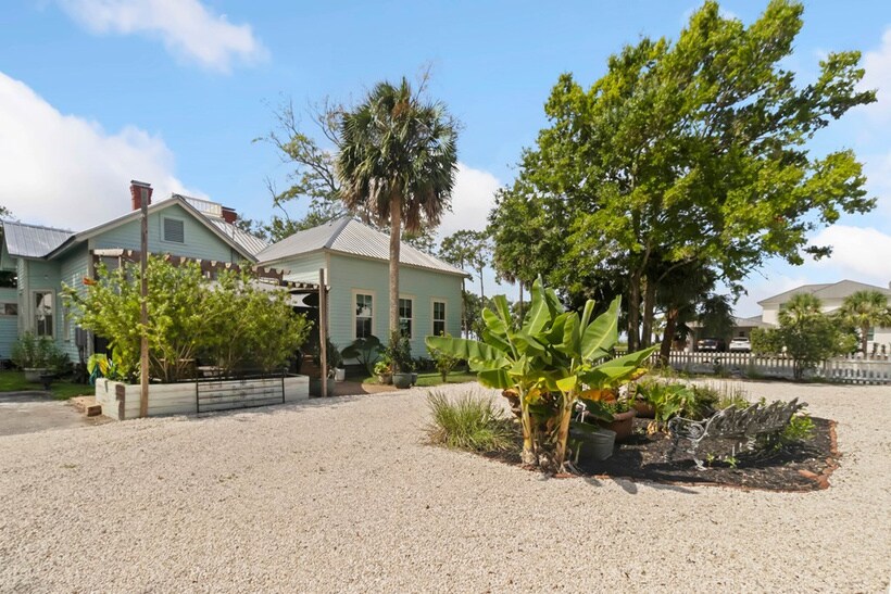 More Photos Of 201 8th St, Port Saint Joe Office Residential For Sale