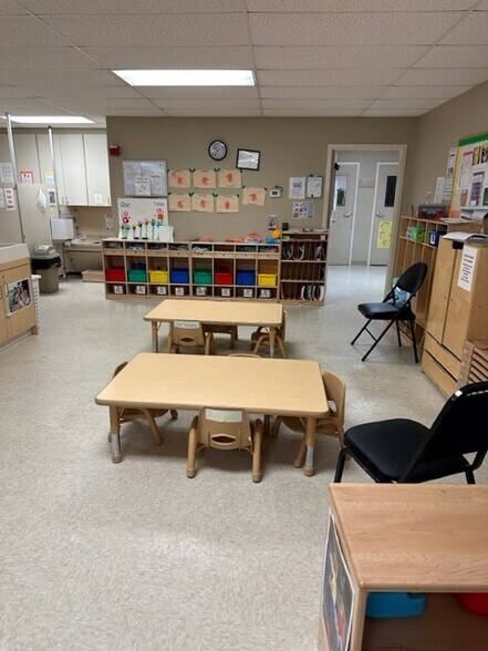 More Photos Of 3312 Park Lake Dr, Fort Worth Daycare Center For Lease