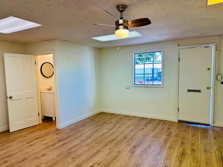 More Photos Of 2621 Artesia Blvd, Redondo Beach Storefront For Lease