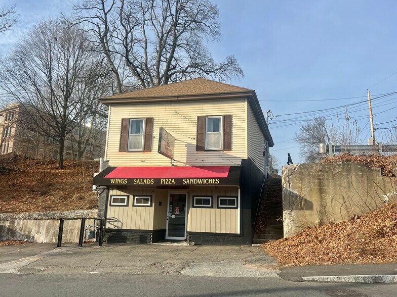 More Photos Of 54 Haverhill St, Andover Storefront Retail Residential For Sale
