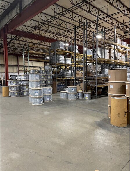 More Photos Of 1 Pequot Way, Canton Warehouse For Lease