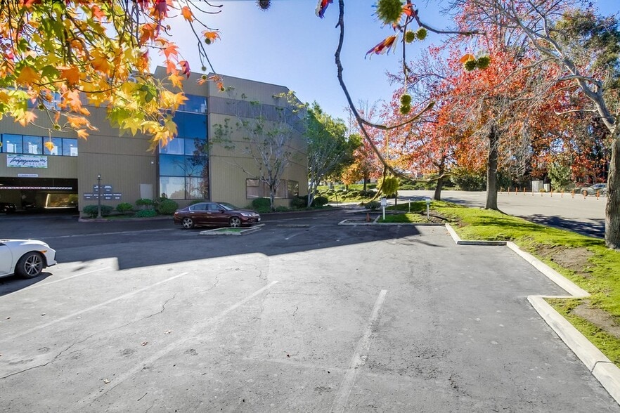 More Photos Of 9625 Black Mountain Rd, San Diego Office For Lease