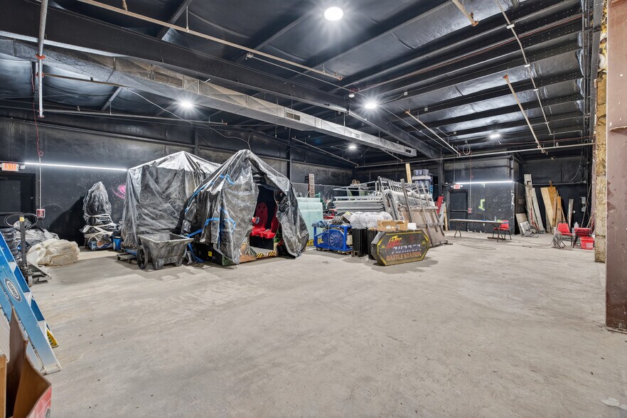 More Photos Of 2606 Cherry Brook Ln, Pasadena Warehouse For Sale