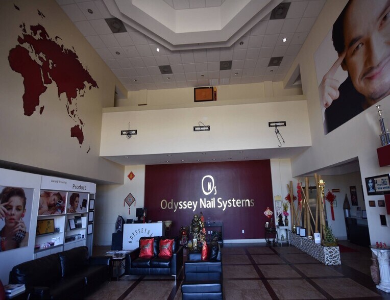 More Photos Of 6498 Wilcrest Dr, Houston Office For Sale