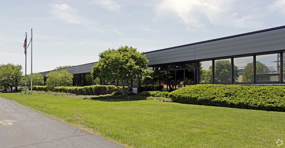 More Photos Of 22-08 State Route 208, Fair Lawn Medical For Lease