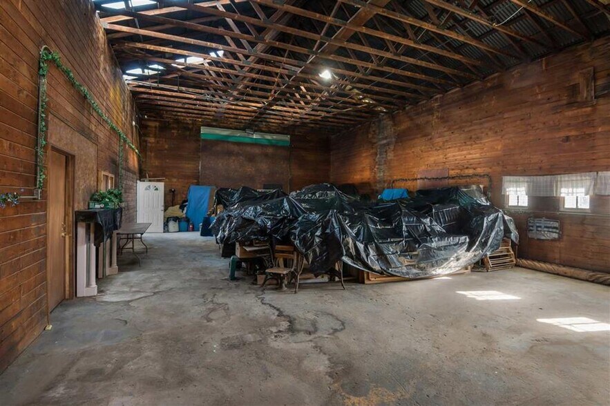 More Photos Of 857 Airport Rd, Las Vegas Specialty For Sale