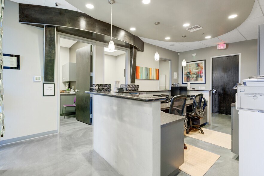 More Photos Of 7010 E Chauncey Ln, Phoenix Medical For Sale