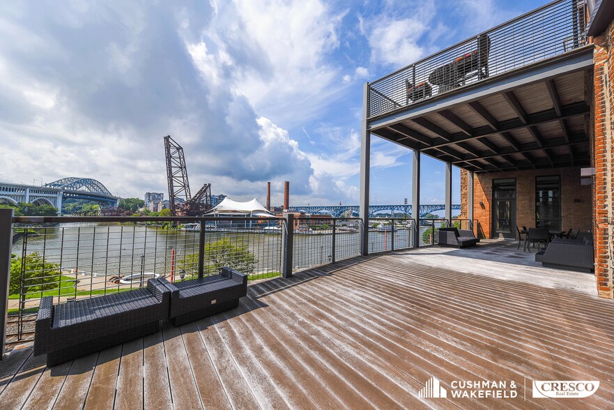 More Photos Of 1400 W 10th St, Cleveland Office For Lease