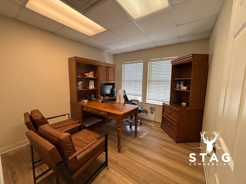 More Photos Of 2540 Lillian Miller Pky, Denton Office For Lease