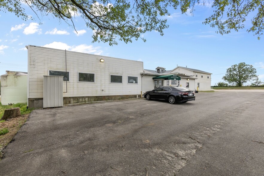 More Photos Of 3006 State Highway FF, Jackson Industrial For Sale