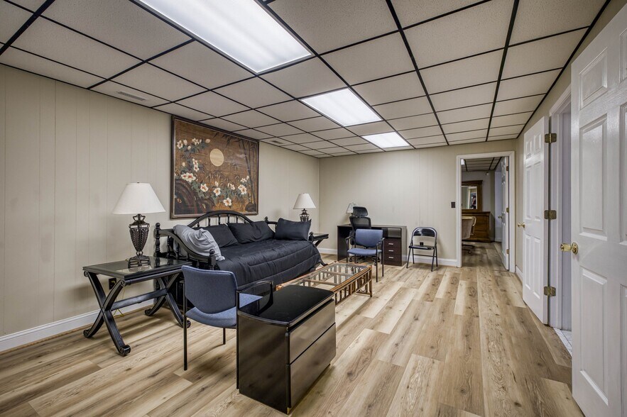 More Photos Of 200 Little Acres Dr, Marion Specialty For Sale