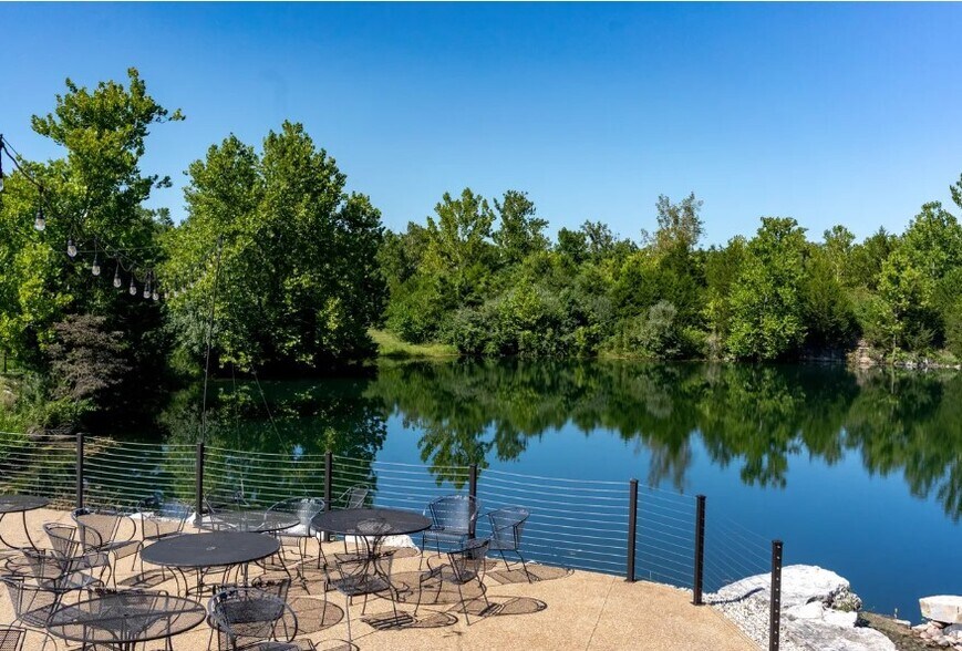 More Photos Of 3960 Highway Z, Wentzville Winery Vineyard For Sale