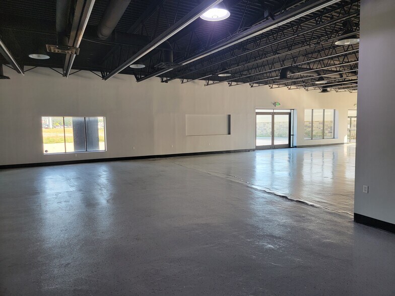 More Photos Of 9445 Haver Way, Indianapolis Freestanding For Sale