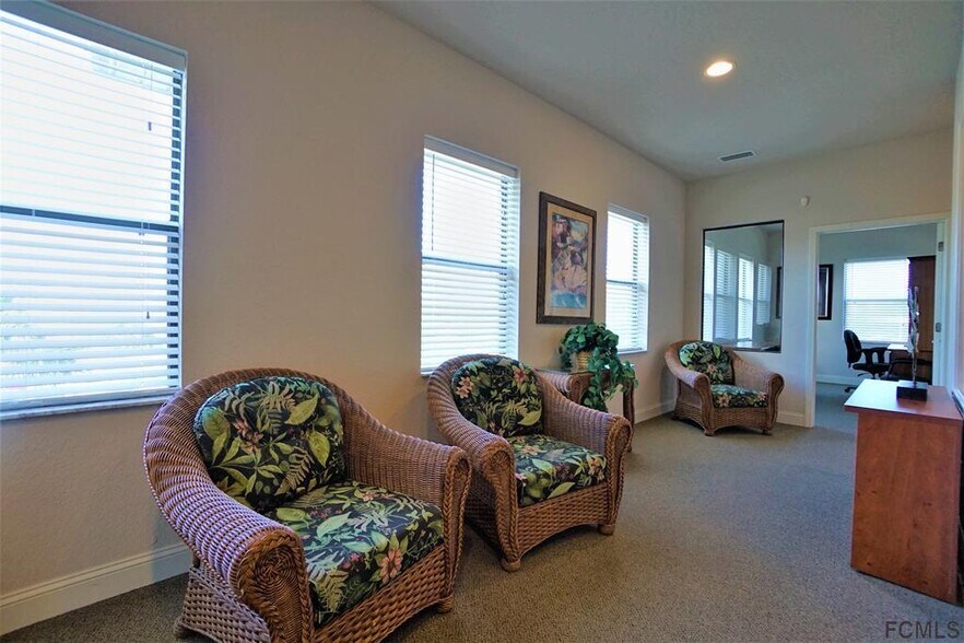 More Photos Of 2561 Moody Blvd, Flagler Beach Office For Lease