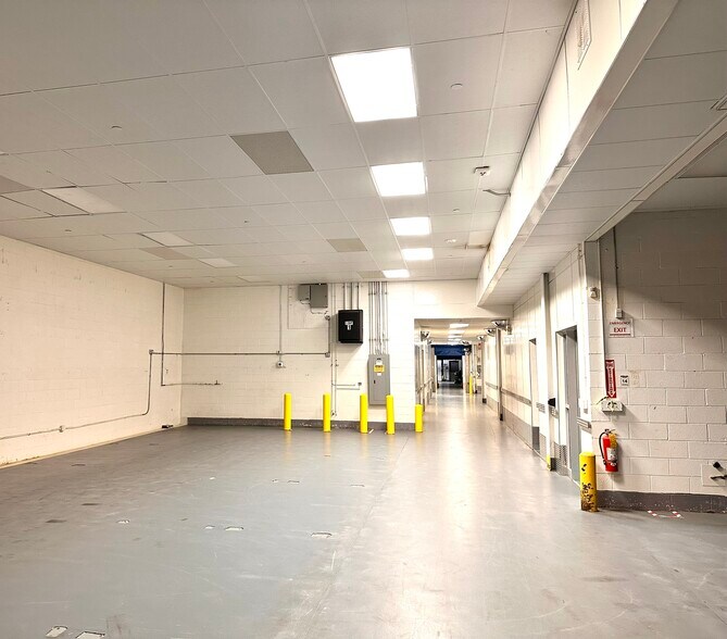 More Photos Of 600 Boyce Rd, Pittsburgh Food Processing For Lease