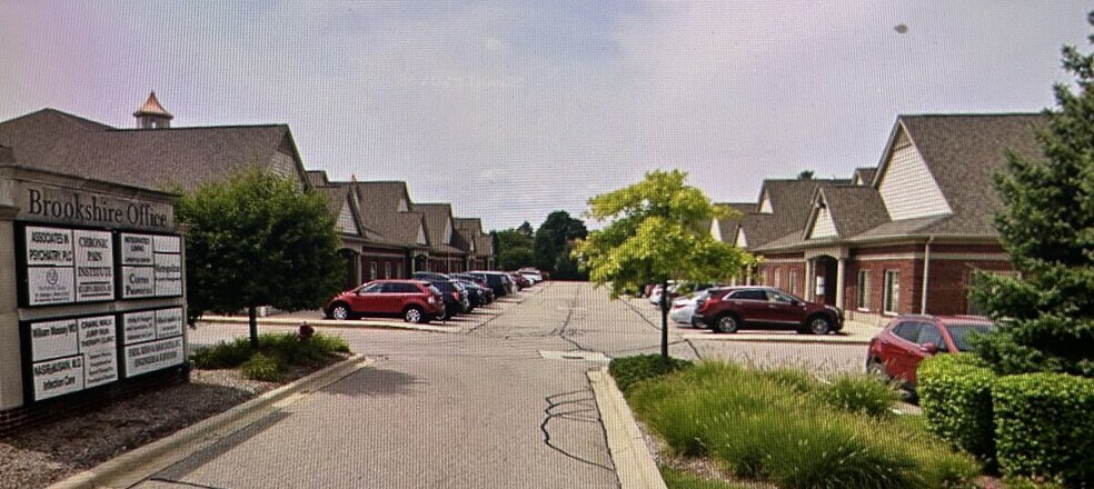 More Photos Of 43145-43205 Schoenherr Rd, Sterling Heights Office For Sale