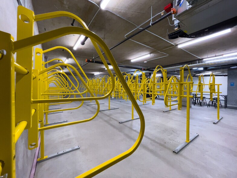 More Photos Of 11811-11821 NE 128th St, Kirkland Multifamily For Sale