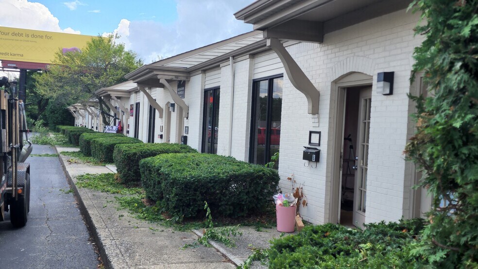 Primary Photo Of 4305 W 86th St, Indianapolis Self Storage For Lease