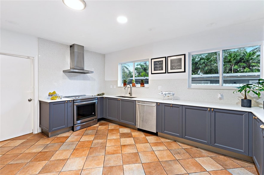 More Photos Of 1505 NE 13th Pl, Miami Beach Apartments For Sale