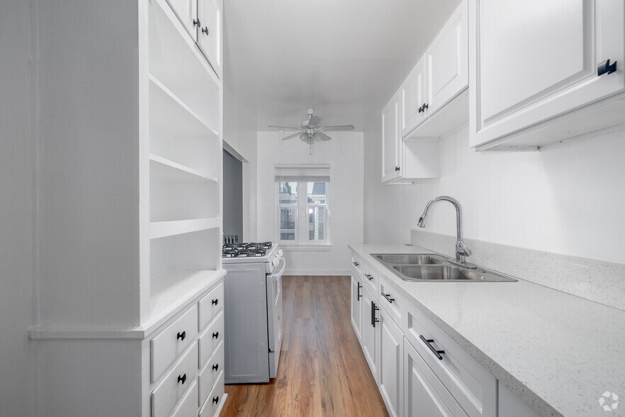 More Photos Of 601 N Rossmore Ave, Los Angeles Apartments For Sale